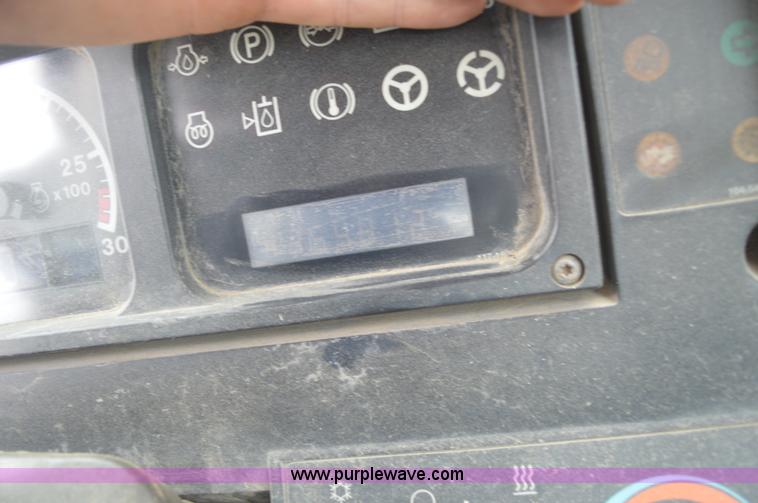 image for item G3664 1995 Caterpillar 966F Series II wheel loader