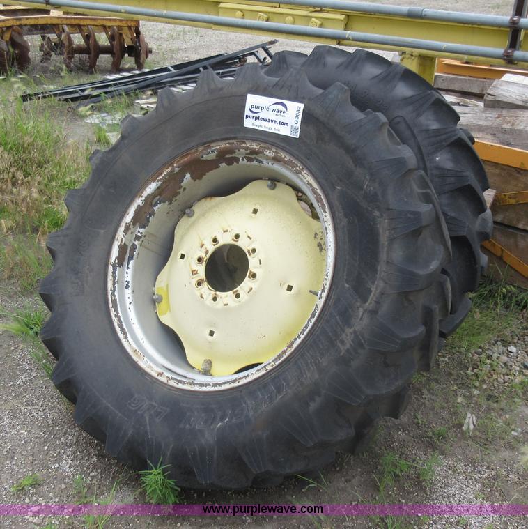 (2) hi traction lug 14.928 tractor tires in Lacygne, KS Item G3682