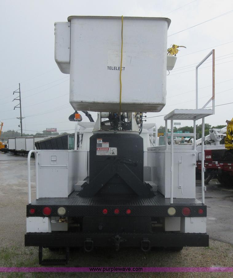image for item G3686 1999 International 4700 bucket truck