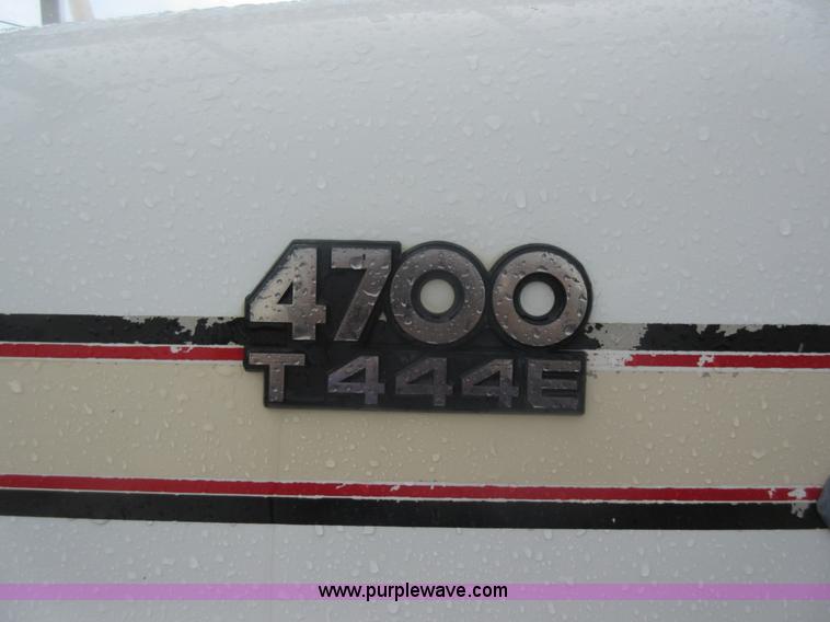 image for item G3686 1999 International 4700 bucket truck