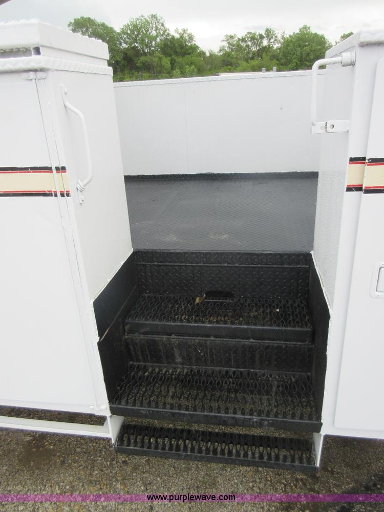 image for item G3686 1999 International 4700 bucket truck