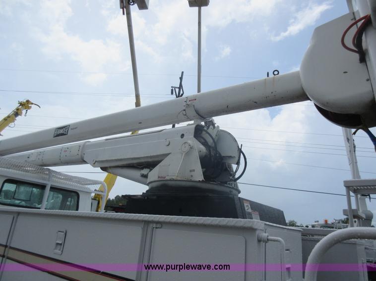 image for item G3686 1999 International 4700 bucket truck