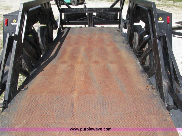 image for item H4617 2006 Biljax ET12000 hydraulic drop deck equipment trailer