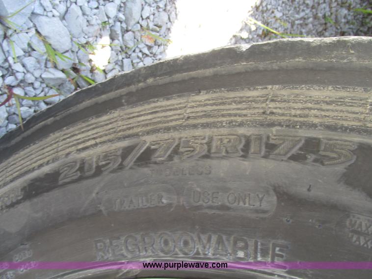 image for item H4617 2006 Biljax ET12000 hydraulic drop deck equipment trailer