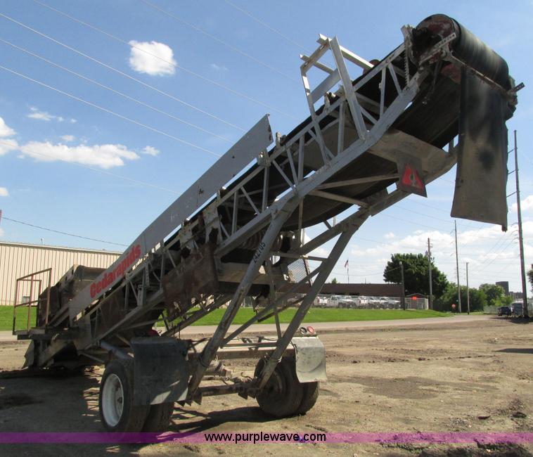 image for item H4619 Cedarapids conveyor and scalping screen
