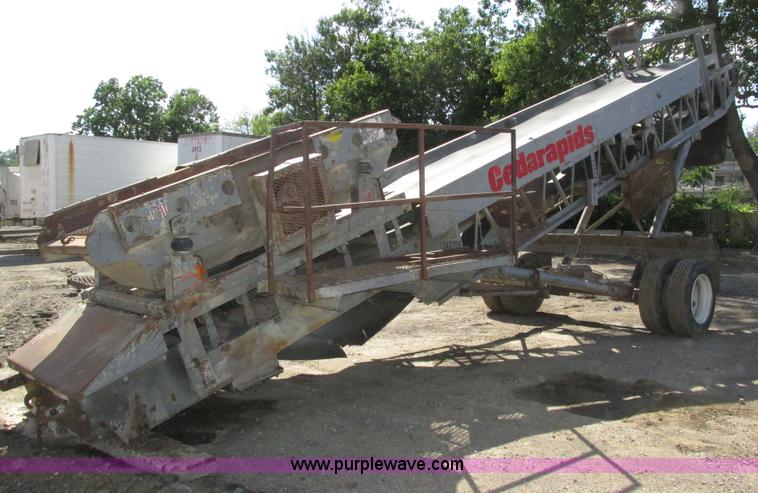 image for item H4619 Cedarapids conveyor and scalping screen