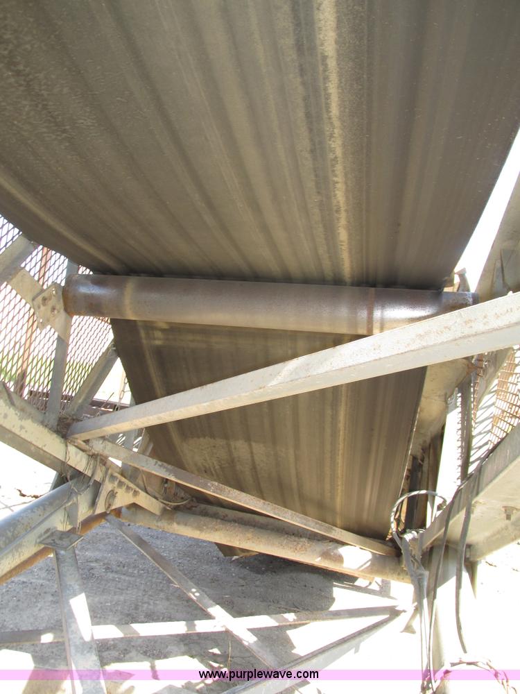 image for item H4619 Cedarapids conveyor and scalping screen