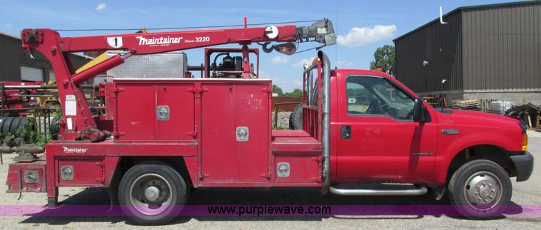 image for item H4620 1999 Ford F550 Super Duty XL service truck with crane