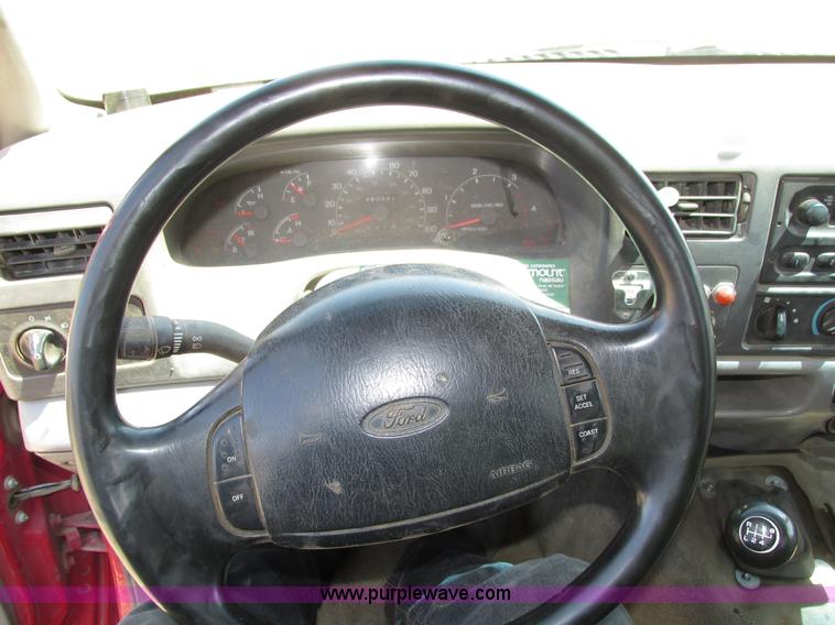 image for item H4620 1999 Ford F550 Super Duty XL service truck with crane