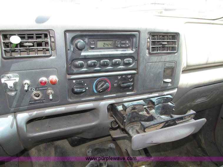 image for item H4620 1999 Ford F550 Super Duty XL service truck with crane