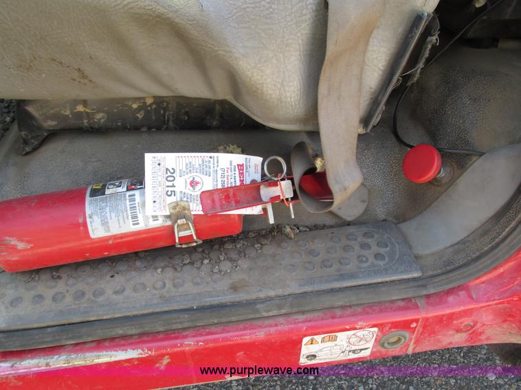 image for item H4620 1999 Ford F550 Super Duty XL service truck with crane