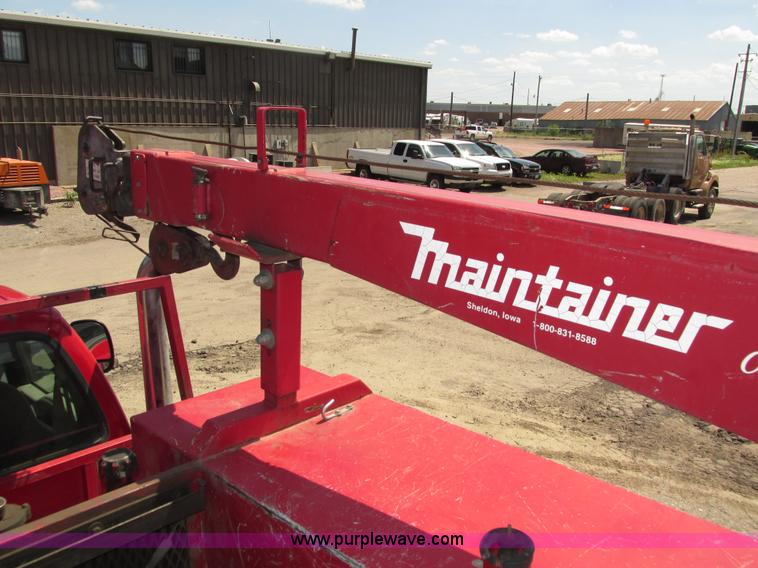 image for item H4620 1999 Ford F550 Super Duty XL service truck with crane