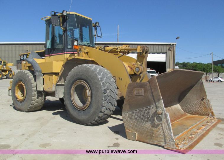 image for item H4628 1996 Caterpillar 960F wheel loader