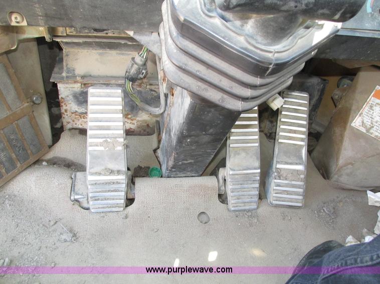 image for item H4628 1996 Caterpillar 960F wheel loader