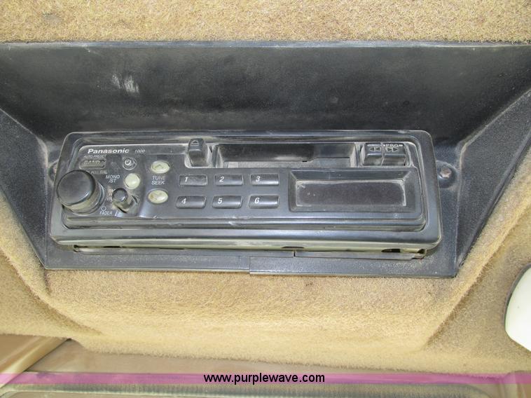 image for item H4628 1996 Caterpillar 960F wheel loader