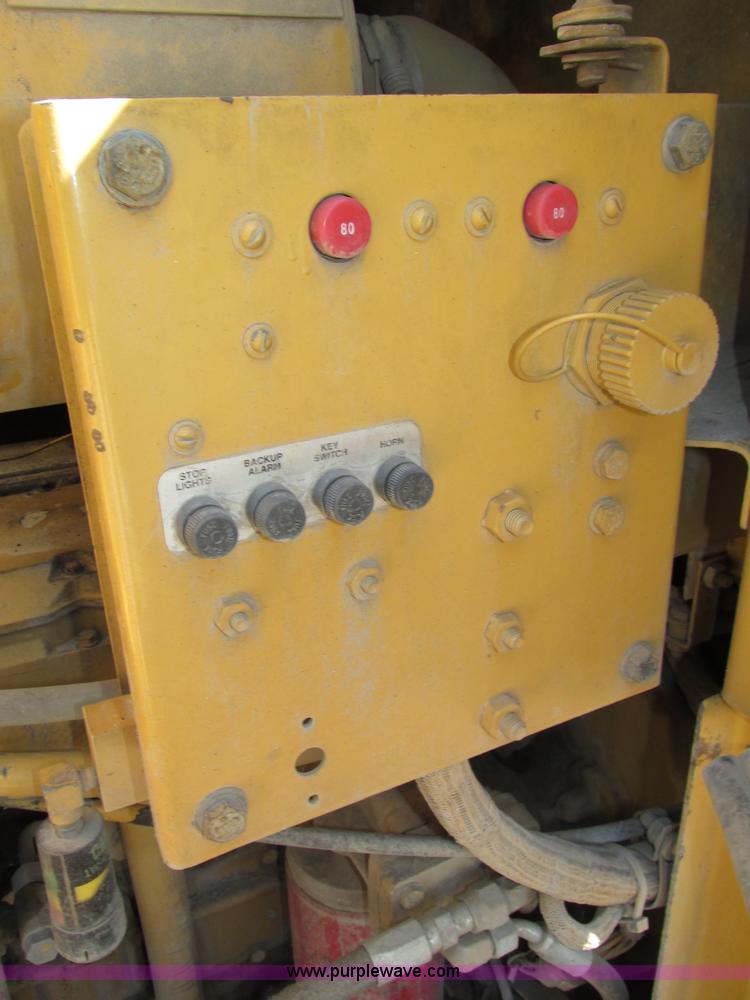 image for item H4628 1996 Caterpillar 960F wheel loader