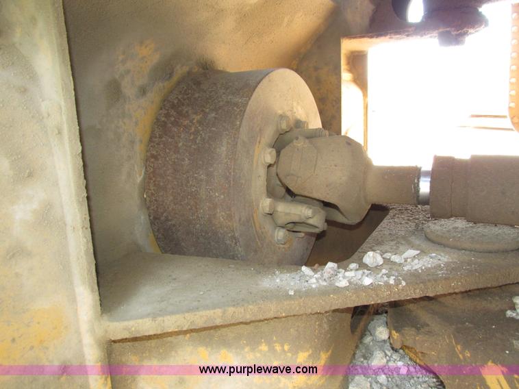 image for item H4628 1996 Caterpillar 960F wheel loader