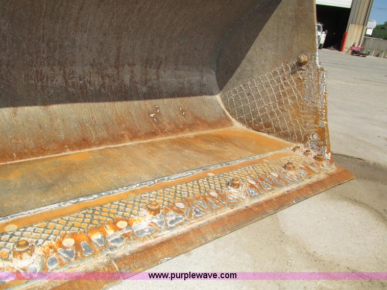 image for item H4628 1996 Caterpillar 960F wheel loader