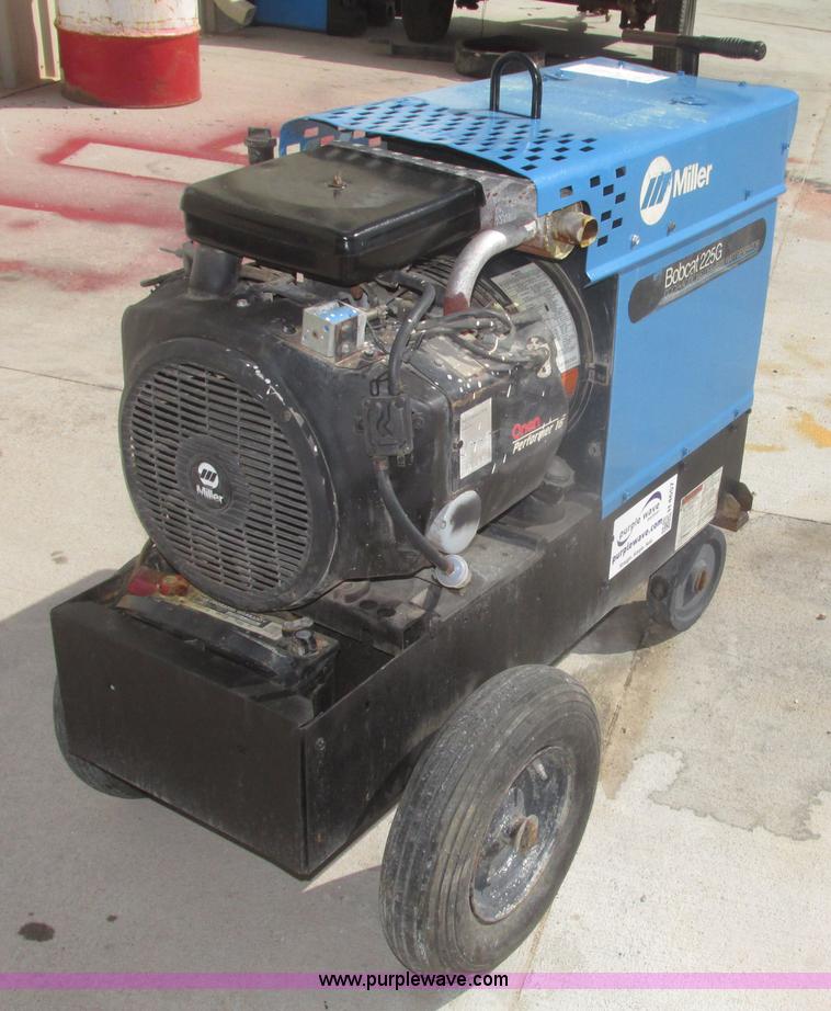 image for item H4657 Miller Bobcat 225G welder/generator