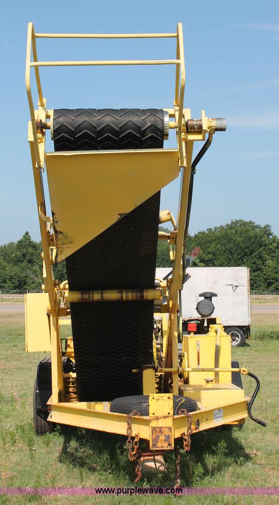 image for item H5811 2002 Packer 750 grinder