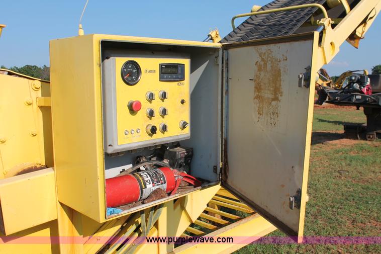 image for item H5811 2002 Packer 750 grinder