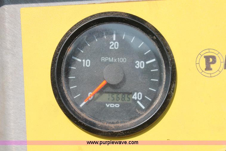 image for item H5811 2002 Packer 750 grinder