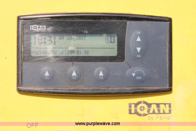 image for item H5811 2002 Packer 750 grinder