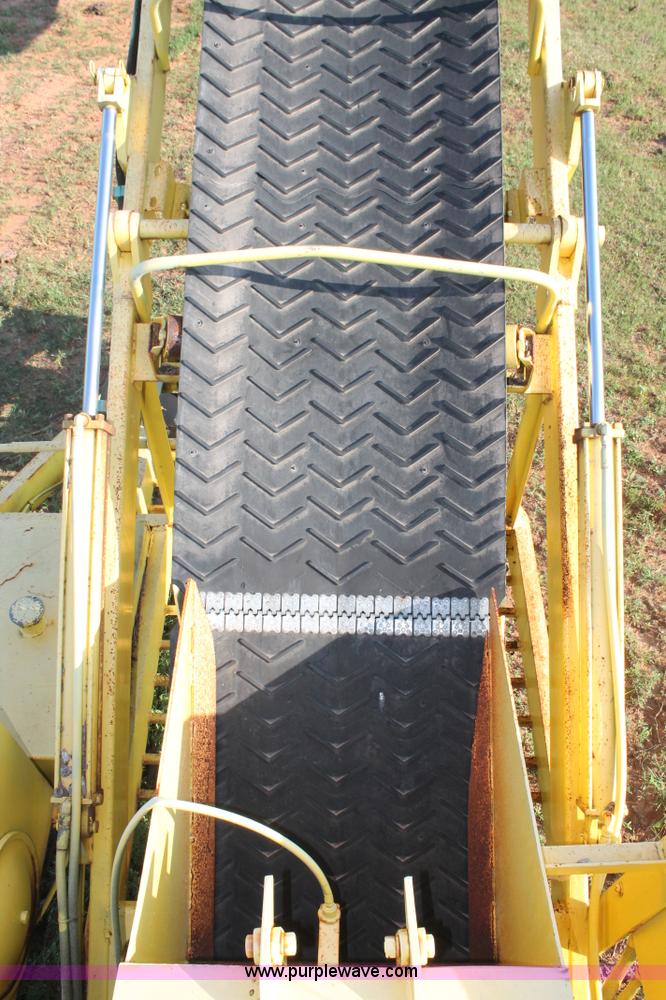 image for item H5811 2002 Packer 750 grinder