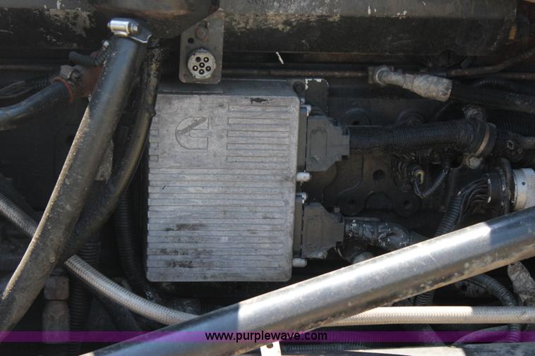 image for item I1643 1997 Peterbilt 379 semi truck