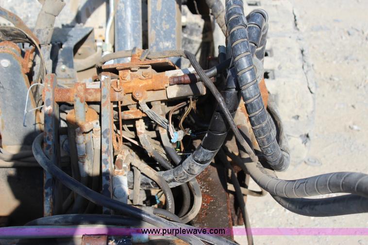 image for item I1648 2004 Coneqtec AP1000 cold planer