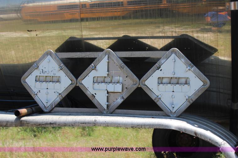 image for item I1650 1969 Heil tank trailer