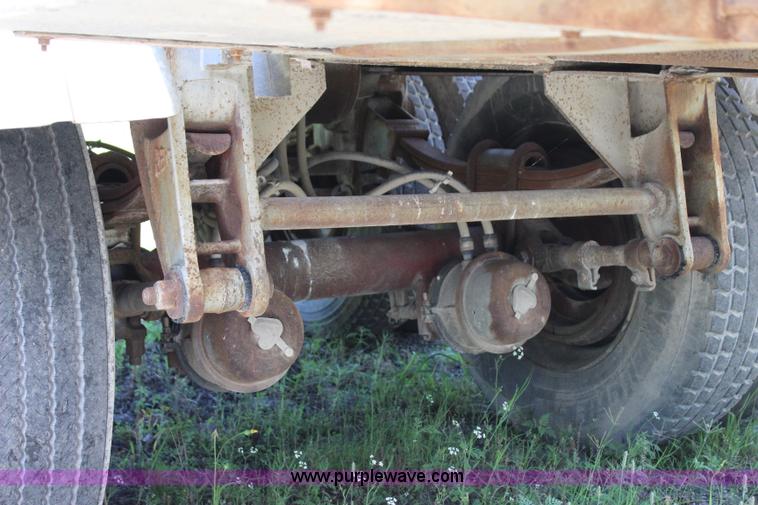 image for item I1650 1969 Heil tank trailer