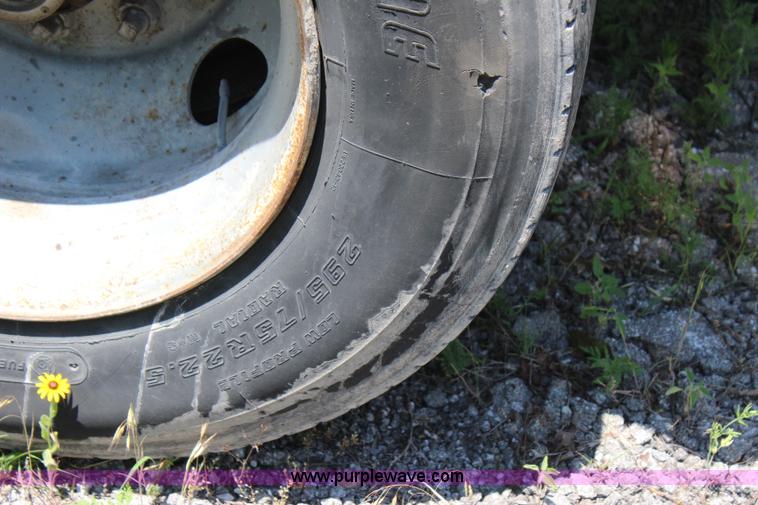 image for item I1650 1969 Heil tank trailer