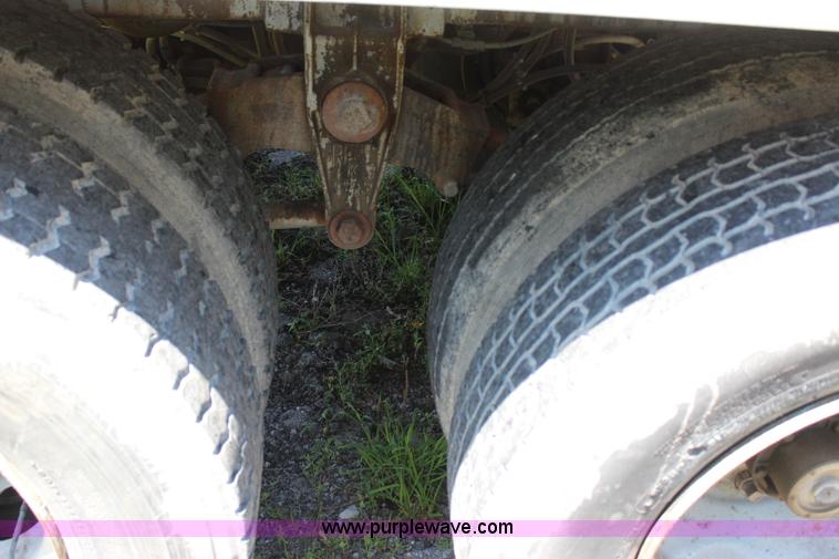 image for item I1650 1969 Heil tank trailer