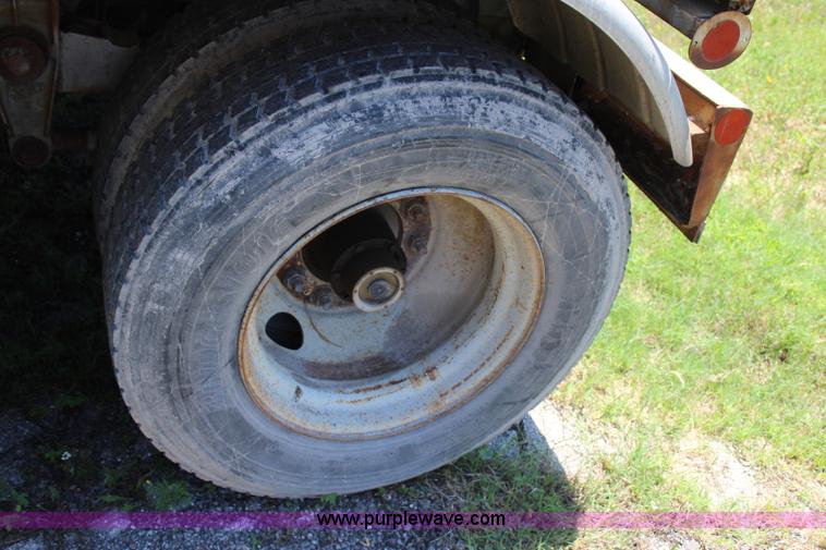 image for item I1650 1969 Heil tank trailer