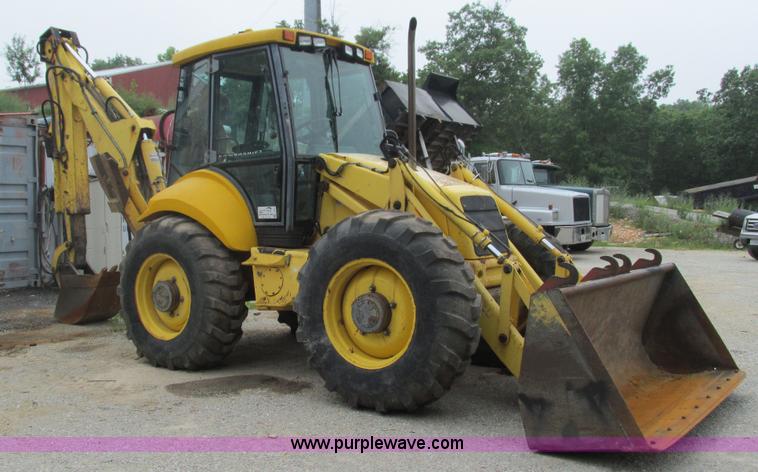 image for item I3054 2000 New Holland LB115 backhoe