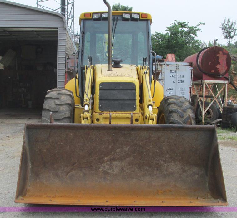 image for item I3054 2000 New Holland LB115 backhoe