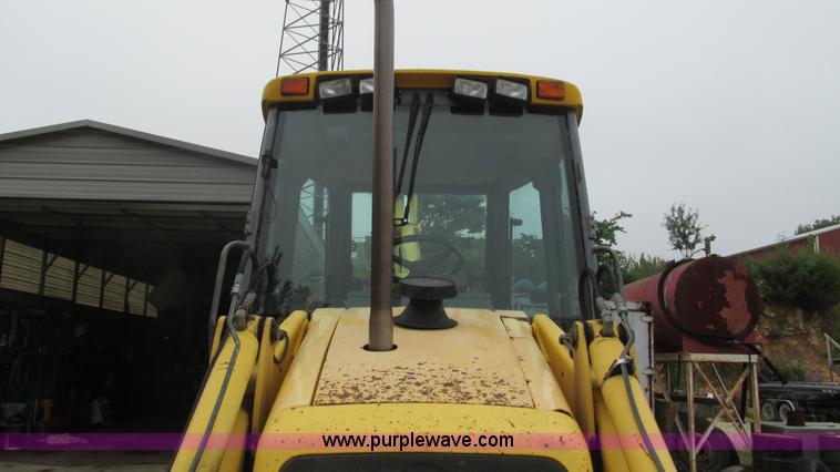 image for item I3054 2000 New Holland LB115 backhoe