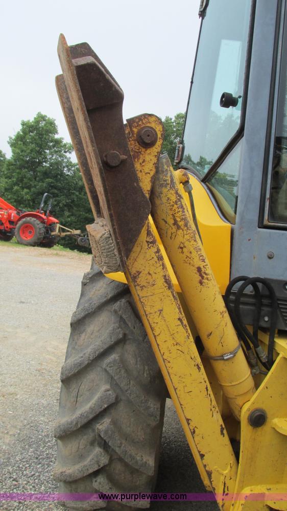 image for item I3054 2000 New Holland LB115 backhoe