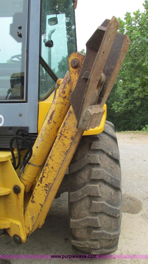 image for item I3054 2000 New Holland LB115 backhoe