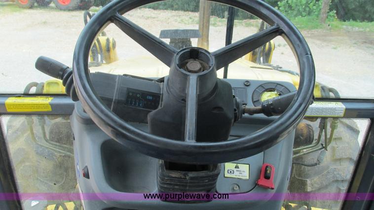 image for item I3054 2000 New Holland LB115 backhoe