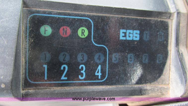 image for item I3054 2000 New Holland LB115 backhoe