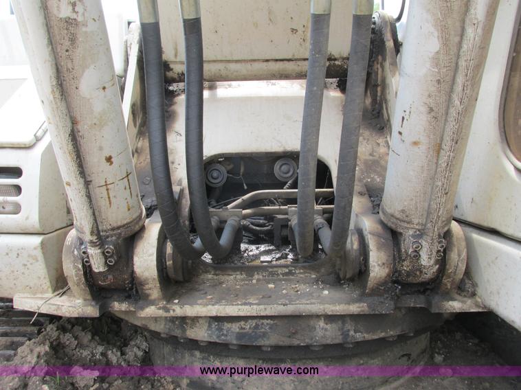 image for item J1766 2004 Link Belt 330 LX excavator