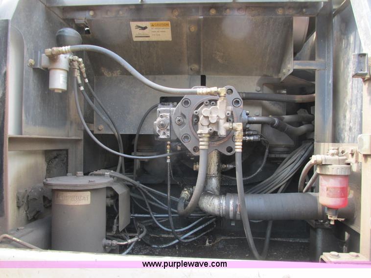 image for item J1766 2004 Link Belt 330 LX excavator