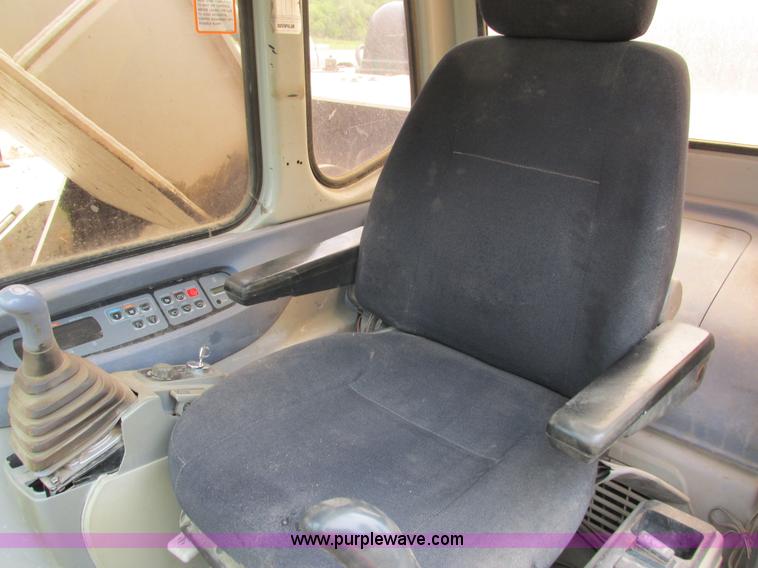 image for item J1766 2004 Link Belt 330 LX excavator