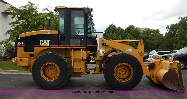 image for item J3857 2001 Caterpillar 924GZ wheel loader