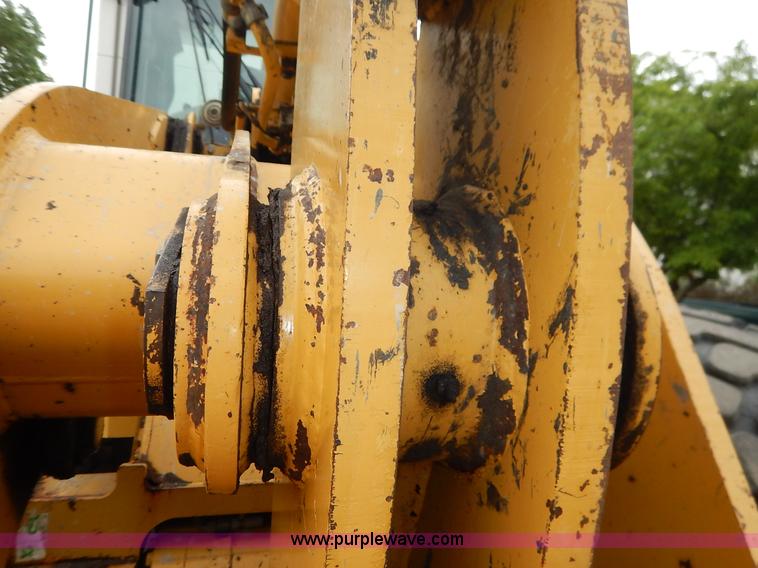 image for item J3857 2001 Caterpillar 924GZ wheel loader