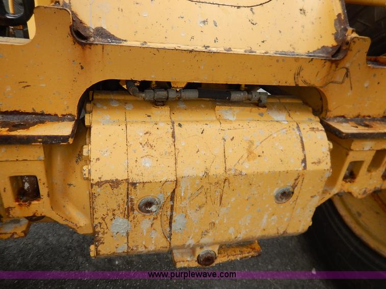 image for item J3857 2001 Caterpillar 924GZ wheel loader