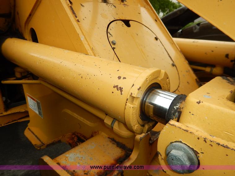 image for item J3857 2001 Caterpillar 924GZ wheel loader