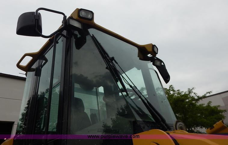 image for item J3857 2001 Caterpillar 924GZ wheel loader